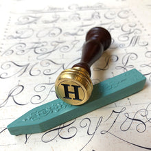 Charger l'image dans la galerie, Sealing stamp Initial / シーリングスタンプ イニシャル / Cachet de cire initiale