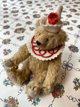 Charger l&#39;image dans la galerie, Handmade teddy bear / ハンドメイド テディベア / Petit ours fait main
