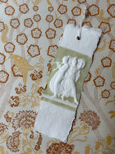 Charger l&#39;image dans la galerie, Italian handmade bookmark  / イタリアンハンドメイドしおり / Marque page fait main
