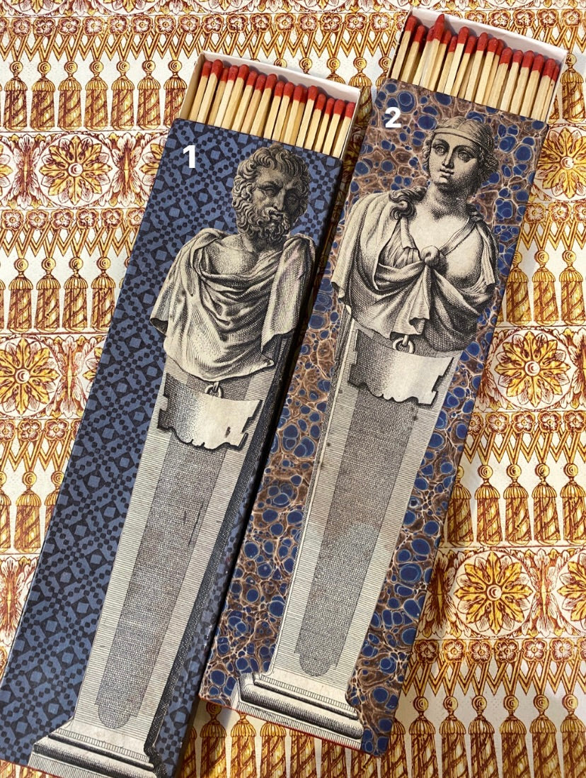 Box of scented matches / 香り付きマッチボックス / Boîte d'allumettes parfumées