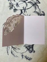 Charger l&#39;image dans la galerie, Lace card &amp; envelope set  Pink / レースカード &amp;封筒セット  ピンク
