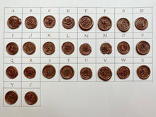 Charger l&#39;image dans la galerie, Sealing stamp set Initial / シーリングスタンプセット イニシャル / Set de cachet de cire initiale
