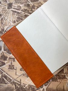 Leather notebook 14,5cm x 21cm / 革のカバーノート / Carnet en cuir