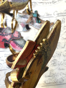 Tassels "Shoes" / タッセル ”シューズ” / Ornement à accrocher "Chaussures"